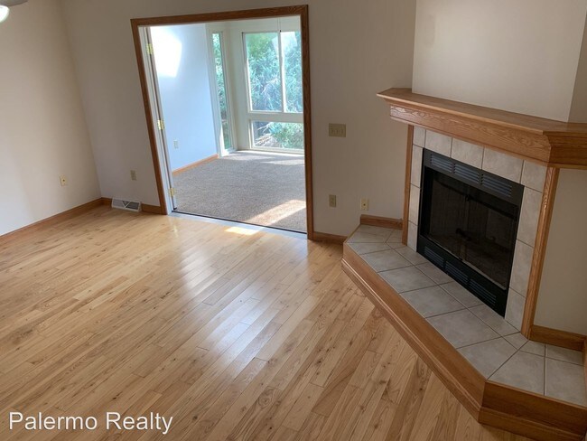 Building Photo - 4103-4181 Woodland Hills Cir