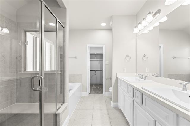 Building Photo - 16409 Amistad Ave