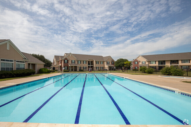 Primary Photo - Life at Westpark