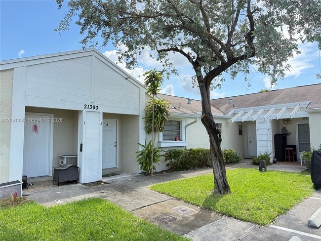 Building Photo - 21393 NE 8th Ct