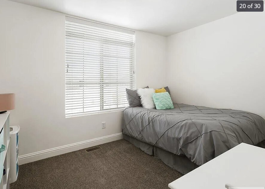 Building Photo - 5196 Ryanne Way