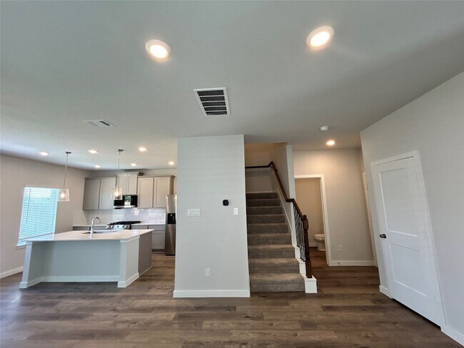 Building Photo - 3327 Young Clover Wy