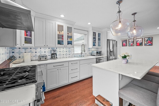 Building Photo - 57 Villa Pl