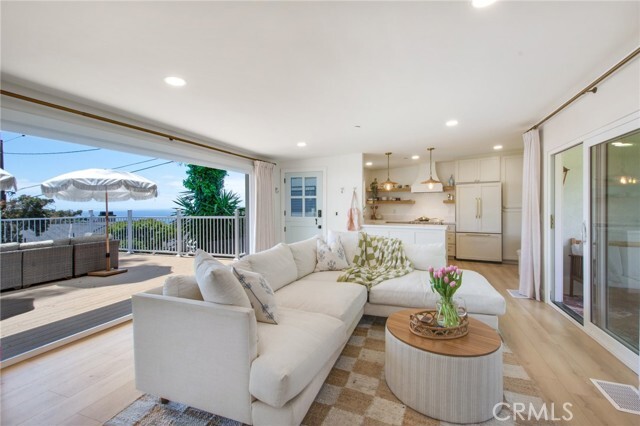 Building Photo - 1445 Bluebird Canyon Dr