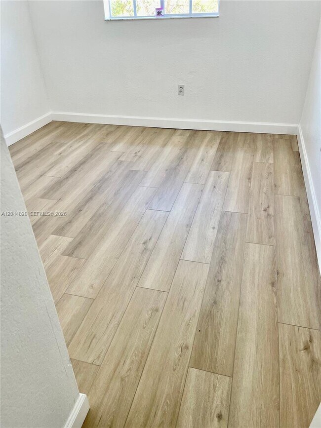 Building Photo - 21477 SW 85th Psge