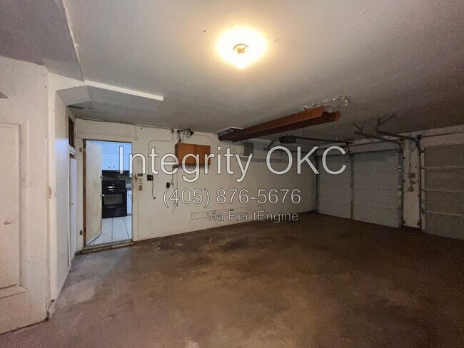 Building Photo - 4433 NW Liberty St