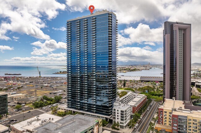 Building Photo - Fully Furnished 2 Bed / 2 Bath Condo with ...