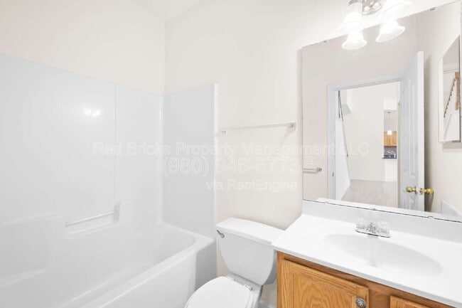 Building Photo - 17320 Brightstone Ct