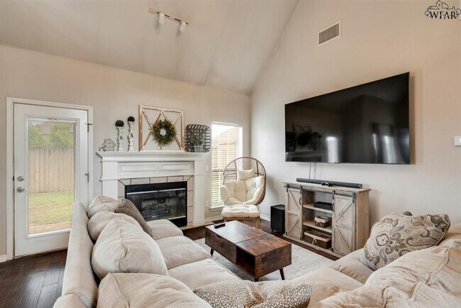 Building Photo - 9 Prairie Lace Ct