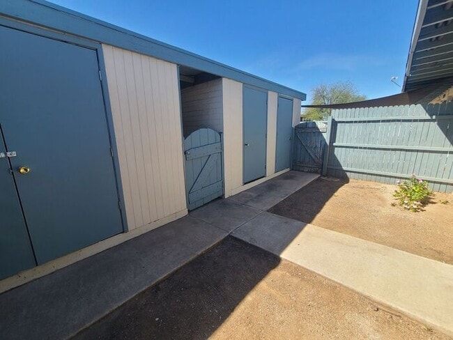 Building Photo - Charming 1 bedroom 1 bathroom