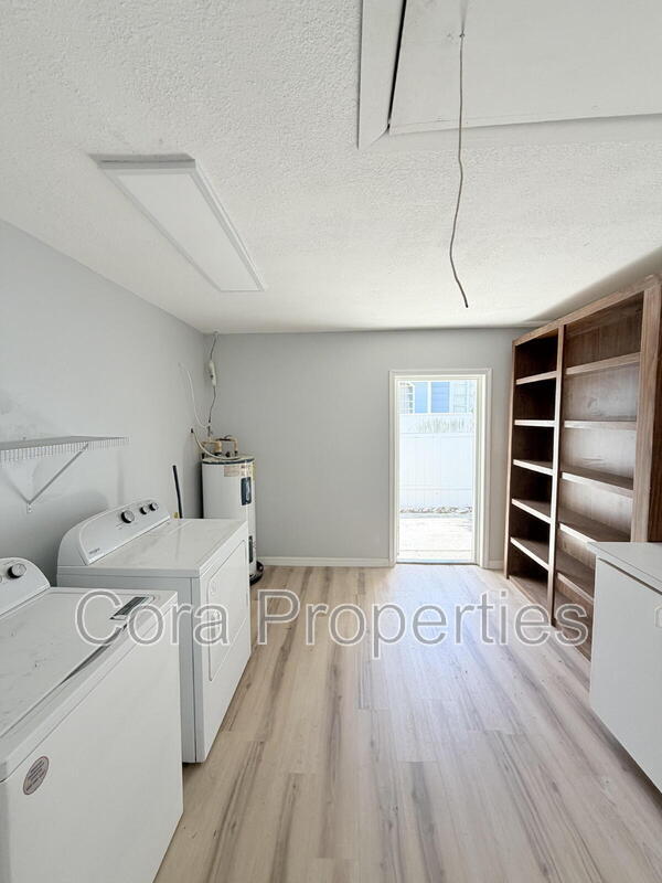 Building Photo - 825 Avenue Y NW