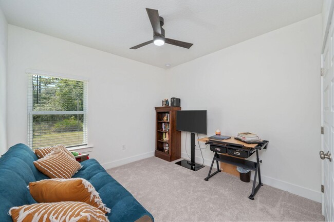 Building Photo - Modern Luxury Meets Everyday Comfort in This Beautiful 4 Bedroom!