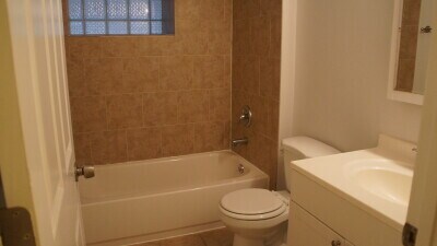 Building Photo - 2130 W Concord Pl