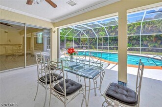 Building Photo - 639 Pompano Dr