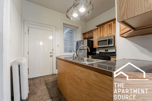 Primary Photo - 2525 N Orchard St