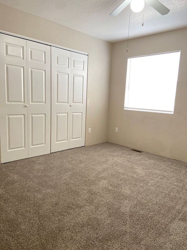 Building Photo - Apartment in Branson East, Kirbyville