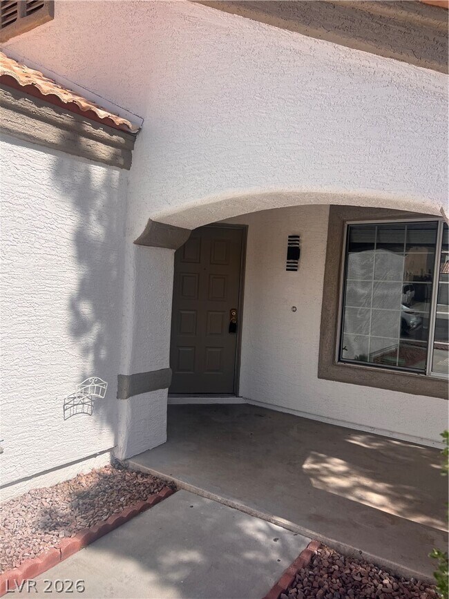 Building Photo - 1369 Torington Dr