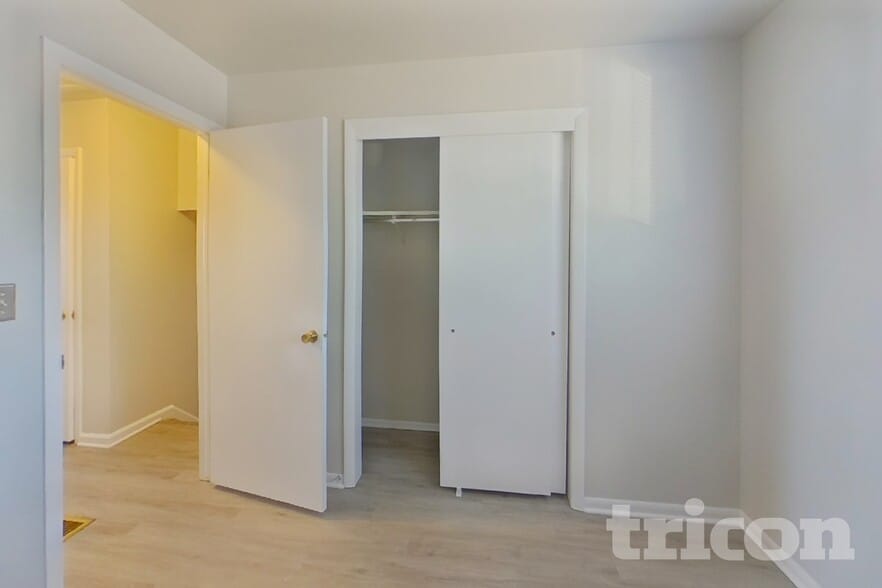 Building Photo - 1338 Mears Dr