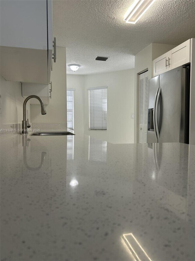 Building Photo - 13929 SW 102nd Terrace