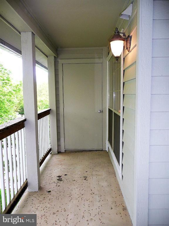 Building Photo - 3903 Penderview Dr