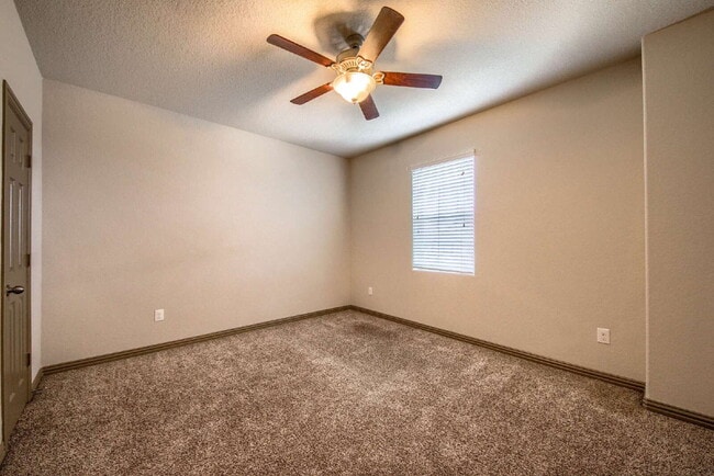 Building Photo - ****Go Big, Then Come Home to Comfort and Style!****