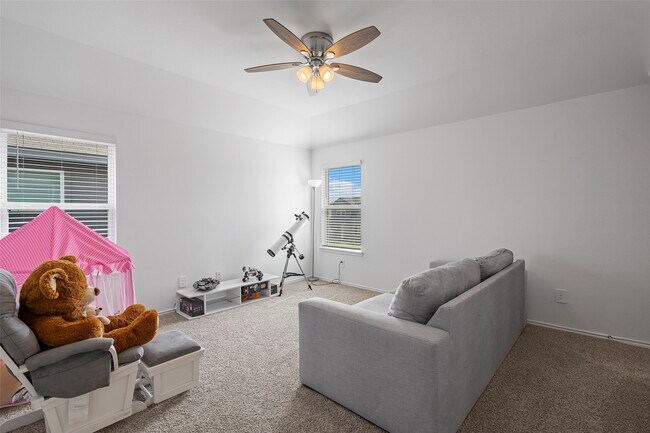 Building Photo - 5223 Mossdale Blf Ln