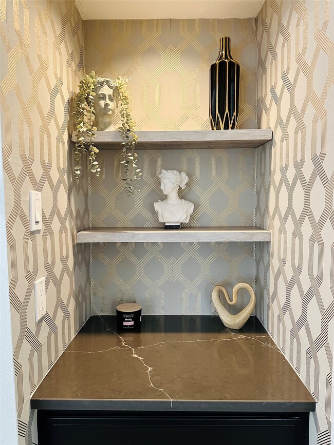 Building Photo - 1504 Southmore Blvd