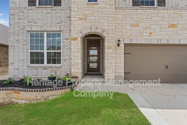 Building Photo - 942 Blue Violet