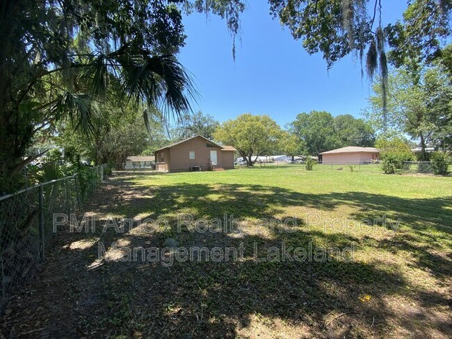 Building Photo - 5608 Old Rd 37