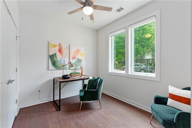 Building Photo - 415 Gartrell St SE