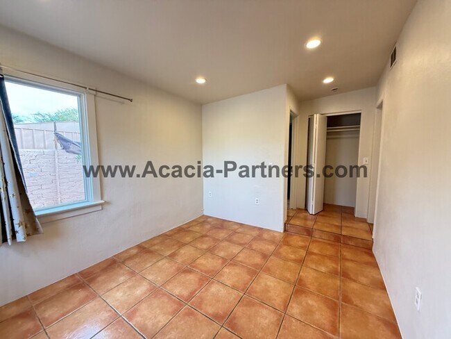 Building Photo - Spacious Four Bedroom Home