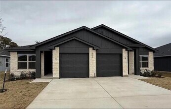 Building Photo - 908 Wax Myrtle Ct