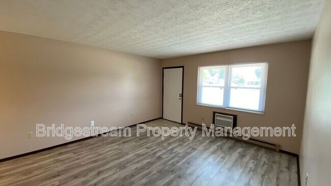 Building Photo - 51 Candlewood Ct