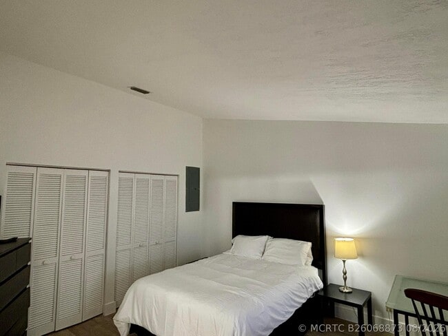 Building Photo - 14109 Wellington Trace