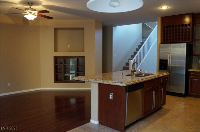 Building Photo - 235 Crooked Tree Dr