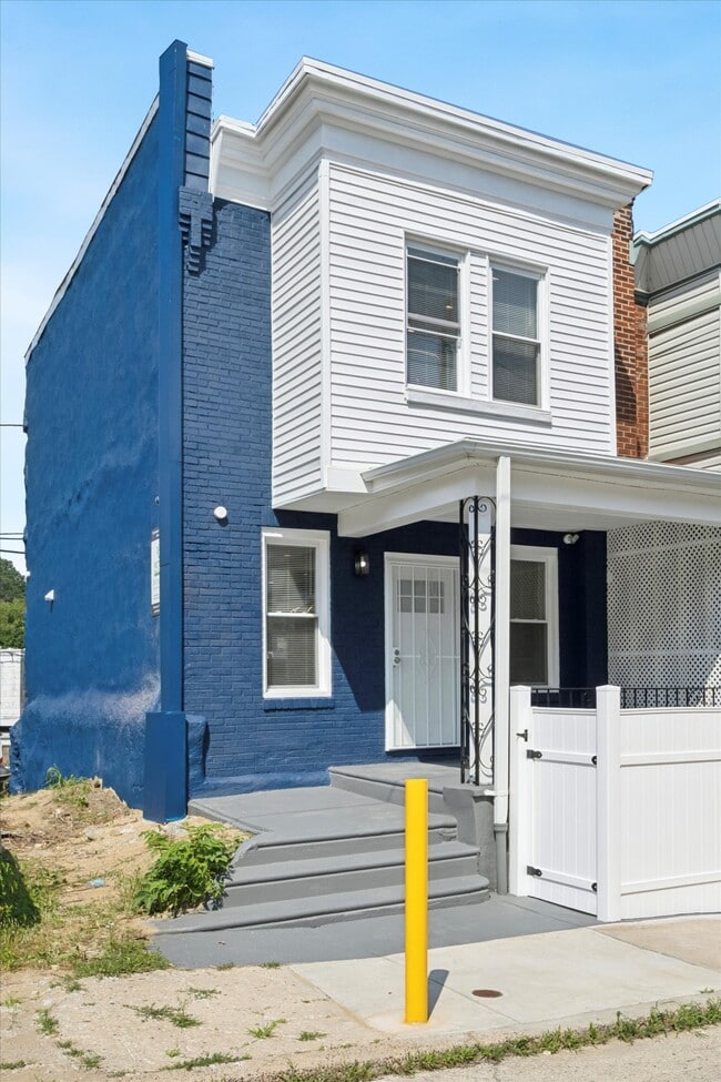 Building Photo - 6131 McMahon St