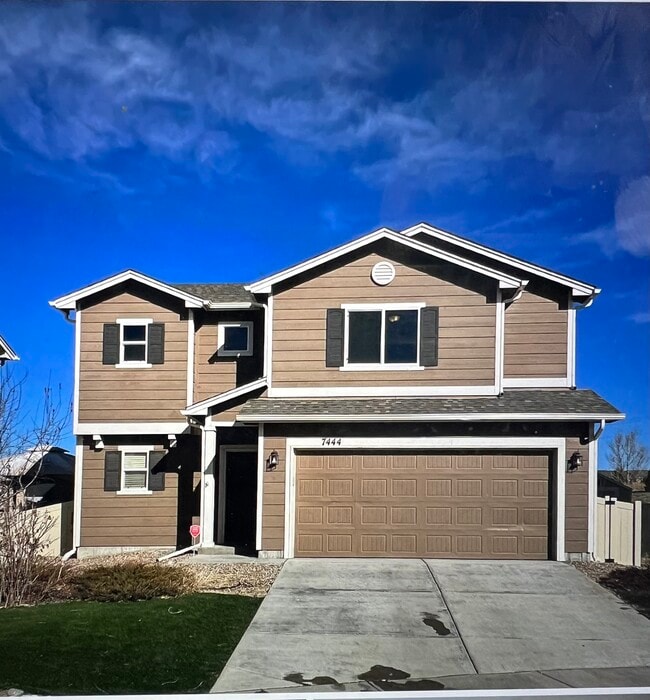 Building Photo - 7444 Primavera Ln
