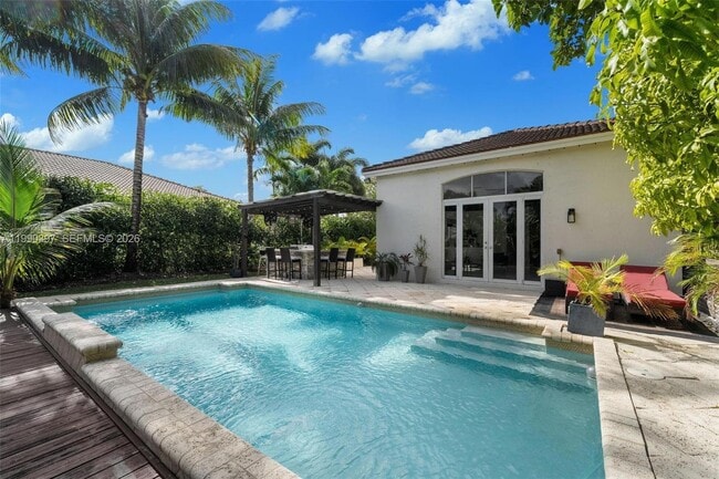 Building Photo - 2707 SW 135th Ave