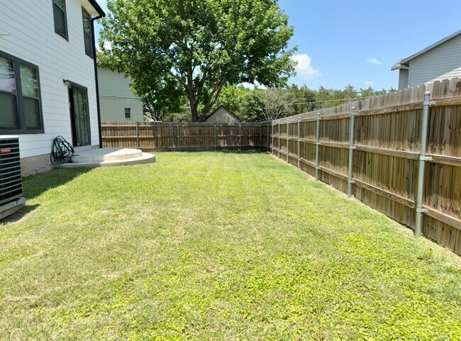 Building Photo - 109 Kendall Cove