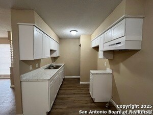 Building Photo - 2014 Anchor Dr
