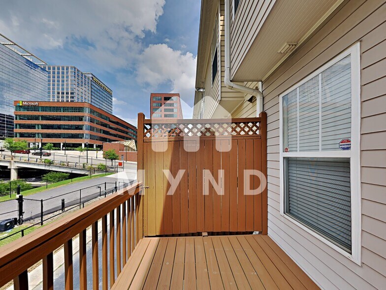 Building Photo - 213 16th St NW