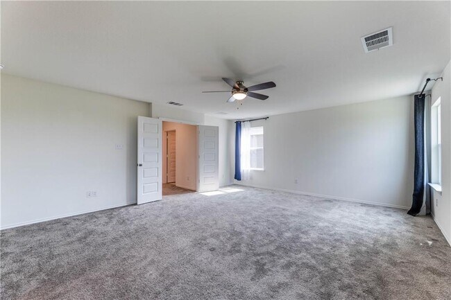Building Photo - 316 Los Cobos Ln