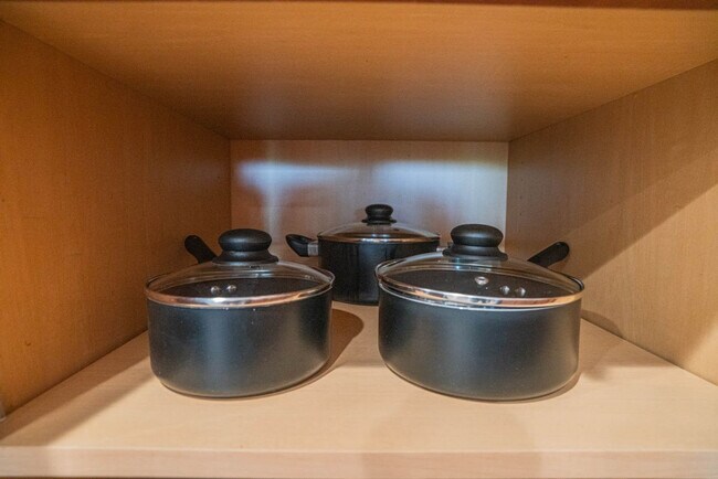 Building Photo - 1275 E University Dr