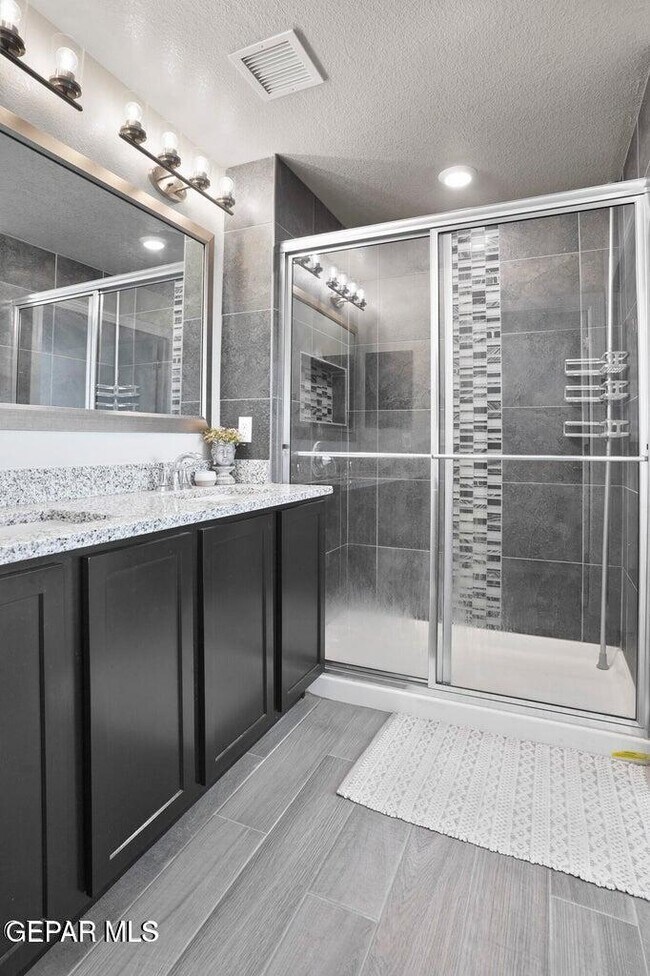 Building Photo - 1624 Brevoort St