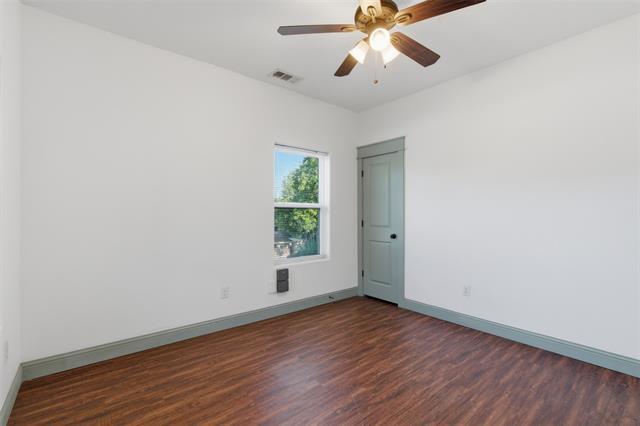 Building Photo - 1731 W Elm St