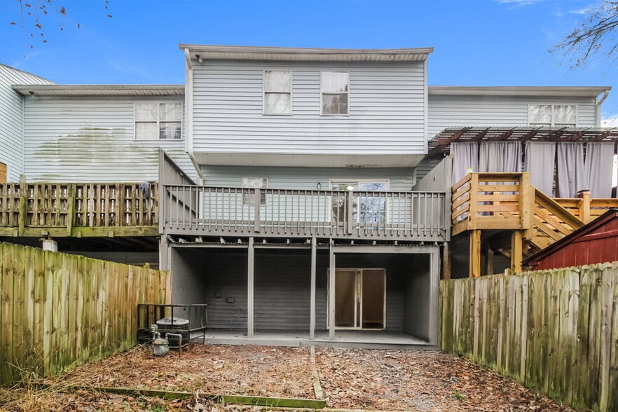 Building Photo - 796 Joseph Club Dr