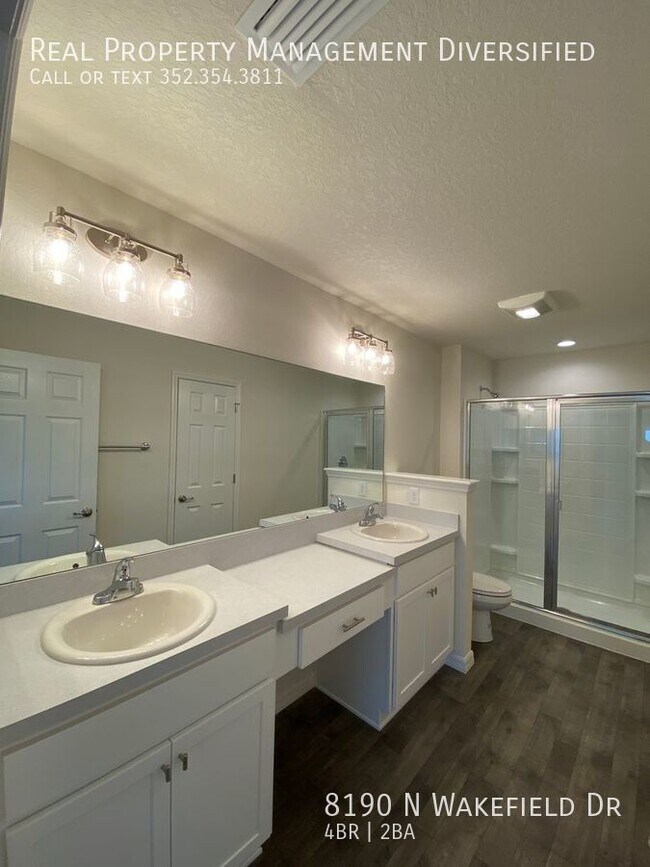 Building Photo - 8190 N Wakefield Dr