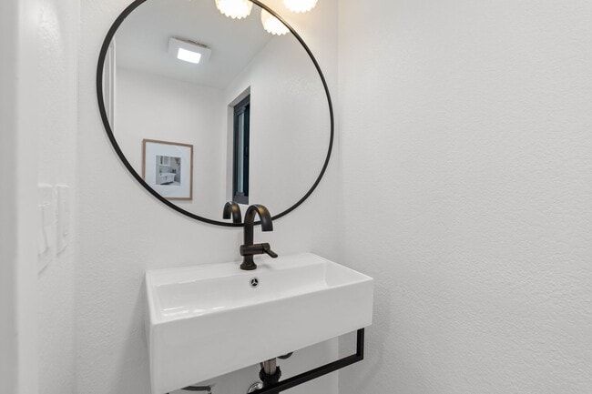 Building Photo - 6801 El Fuerte St