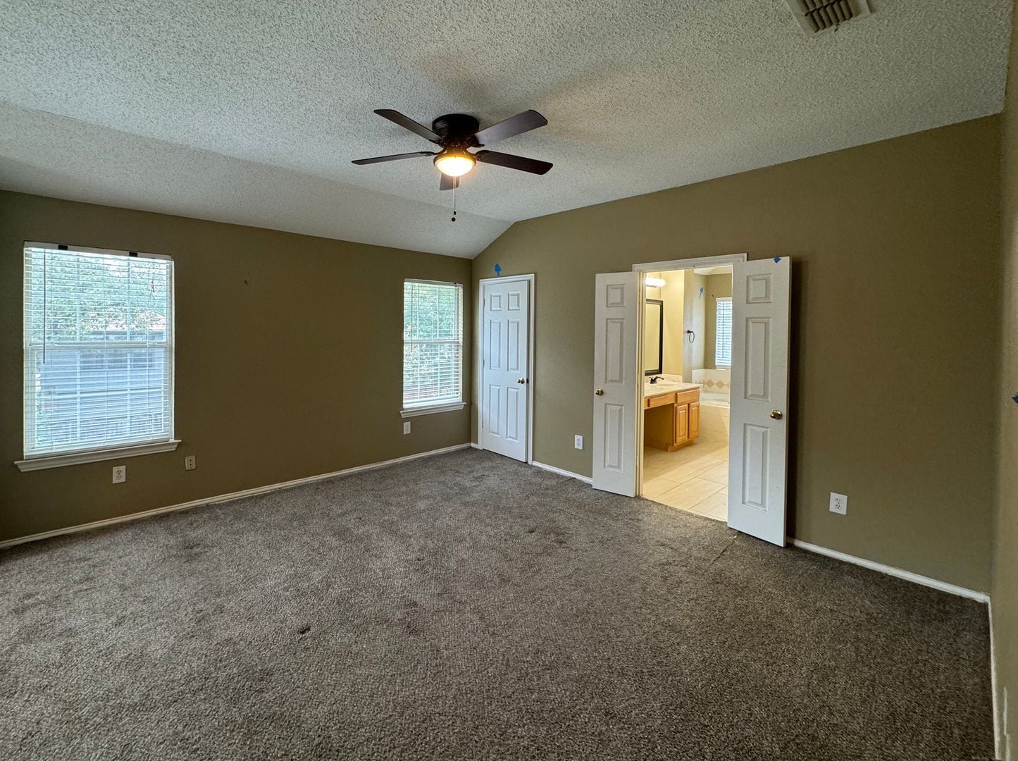 Building Photo - 5420 Cold Springs Dr