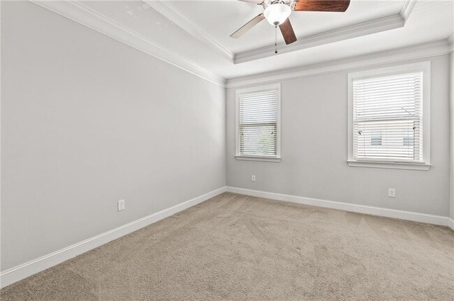 Building Photo - 4435 Donahue Ave